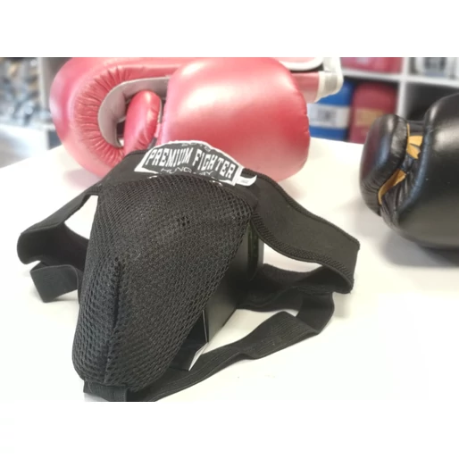 Premium Fighter – Mélyütésvédő (plasztik)