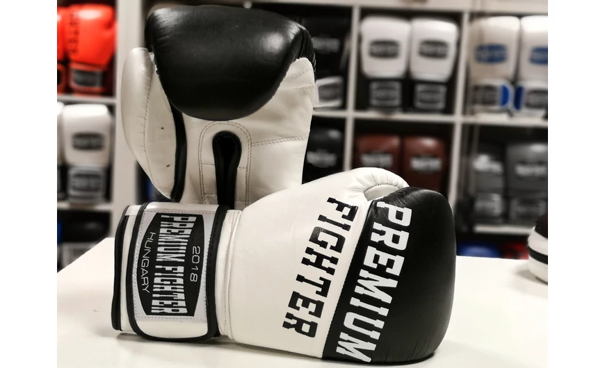 Puncher's Choice – Mit jelent.